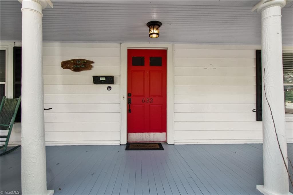 Stick/Site Built at 632 S Green Street, Winston-Salem NC 27101, Winston-Salem, photo 4 of 37