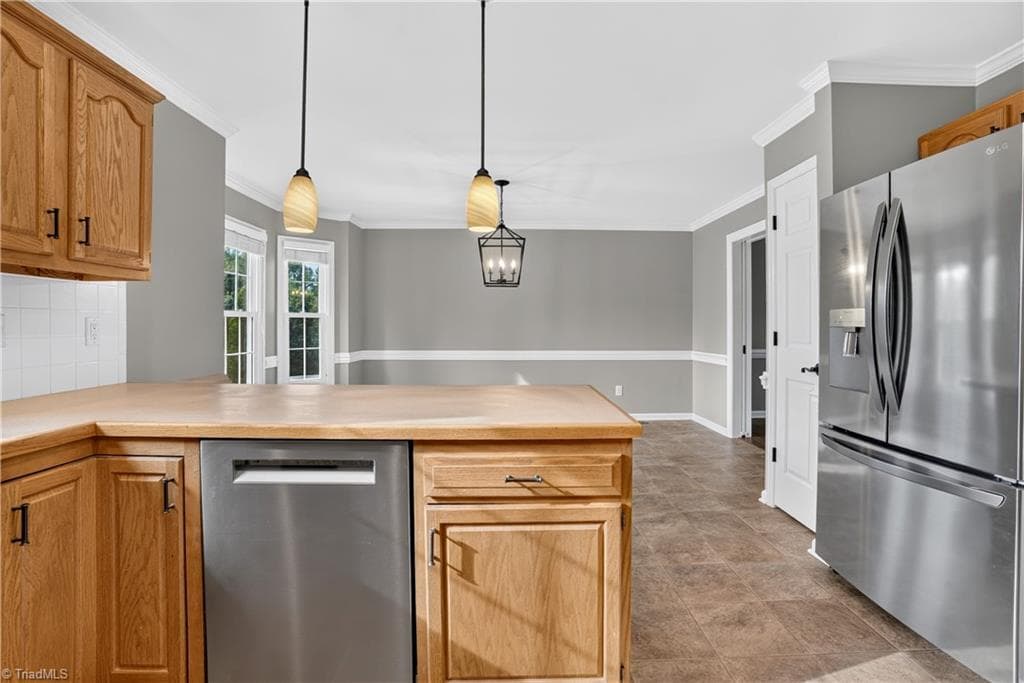 Stick/Site Built at 121 Reich Farm Court, Lexington NC 27295, photo 15 of 43