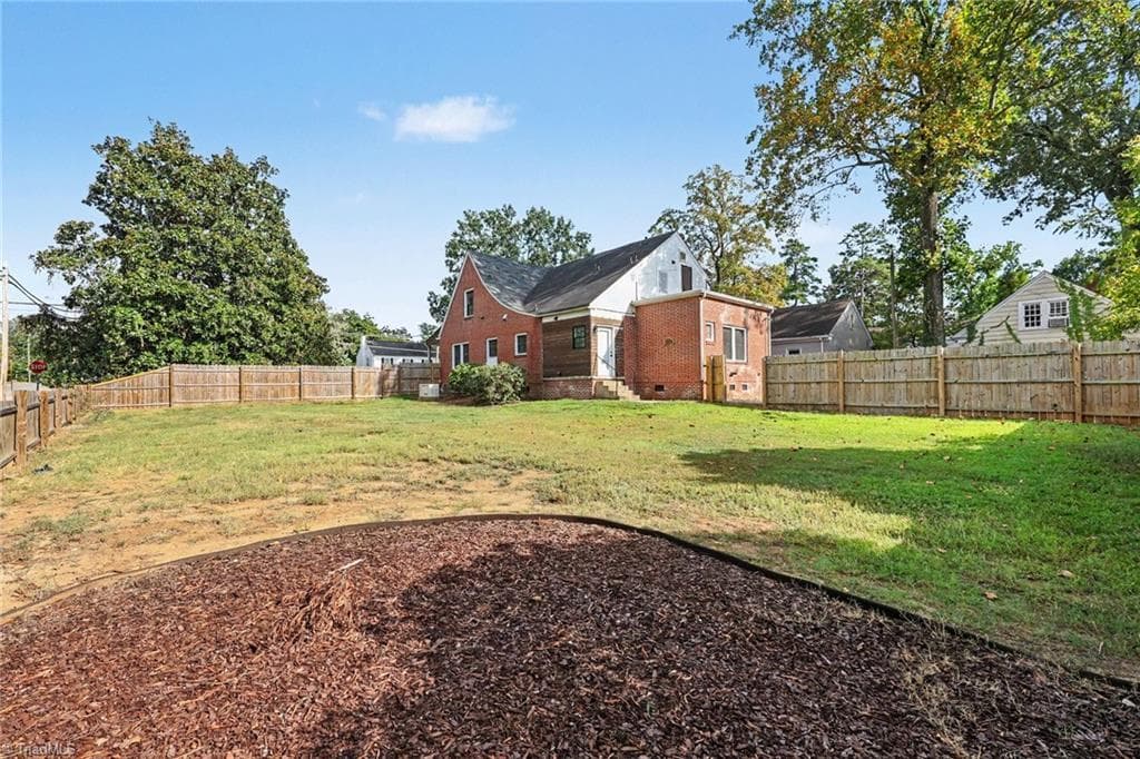 Stick/Site Built at 923 N Rotary Drive, High Point NC 27262, photo 22 of 25