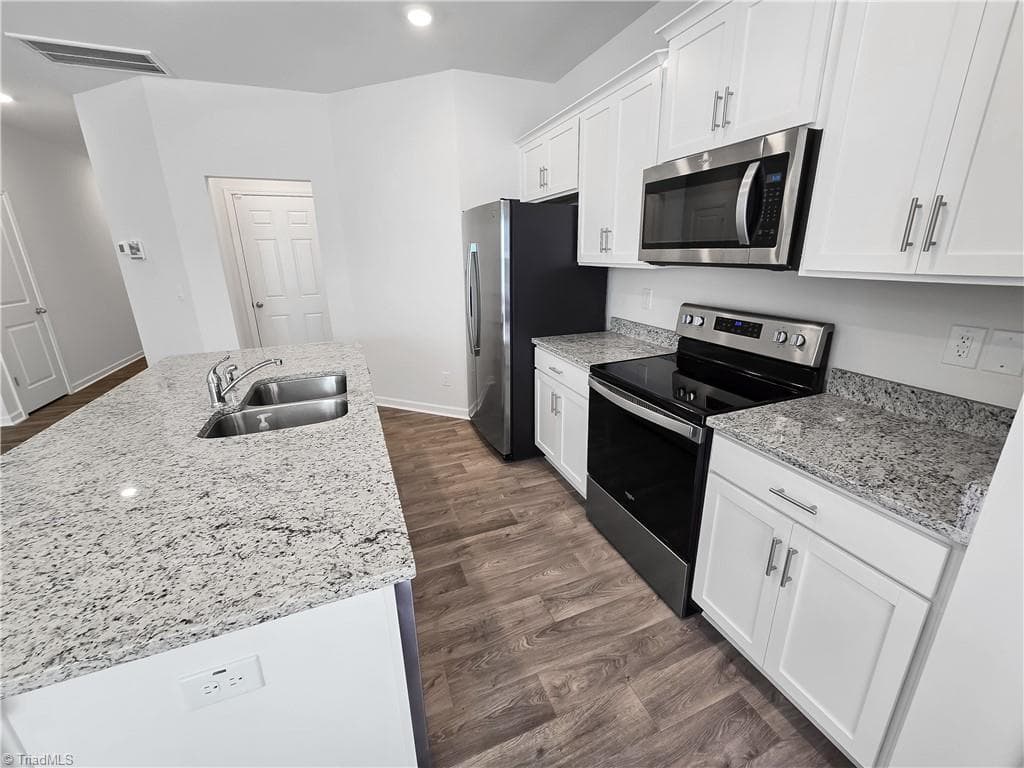 Stick/Site Built at 1108 Evelynnview Lane, Kernersville NC 27284, photo 11 of 35