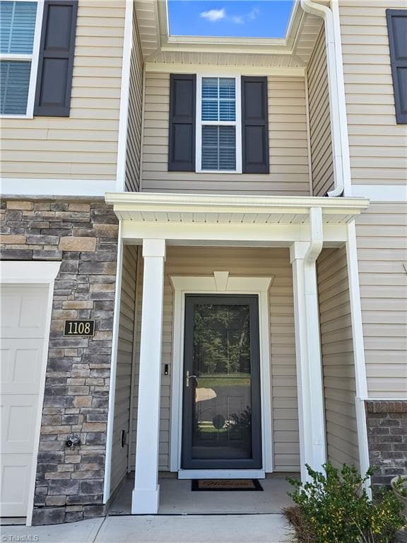 Stick/Site Built at 1108 Evelynnview Lane, Kernersville NC 27284, photo 4 of 35