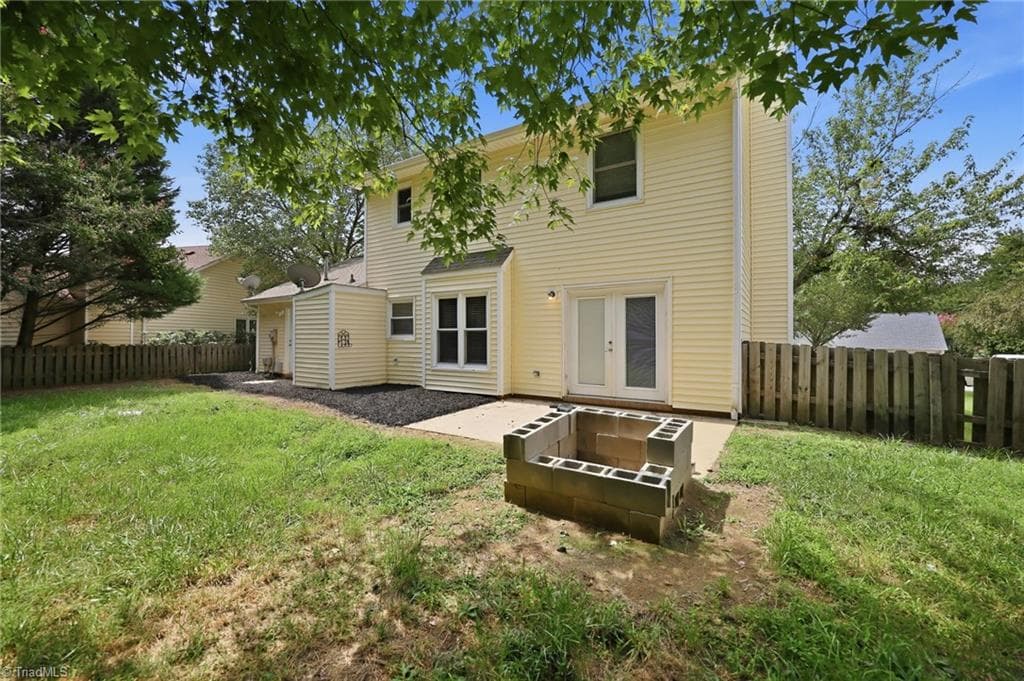 Stick/Site Built at 2603 Castle Croft Road, Greensboro NC 27407, photo 31 of 39