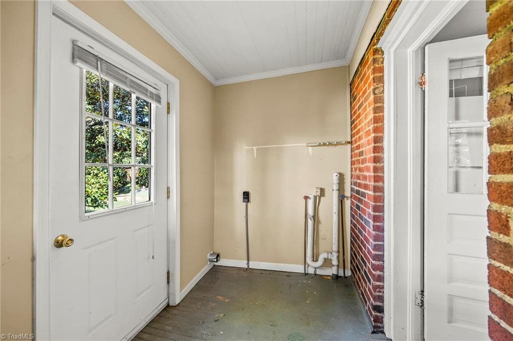 Duplex at 118 & 120 S Poplar Street, Winston-Salem NC 27101, Winston-Salem, photo 13 of 19