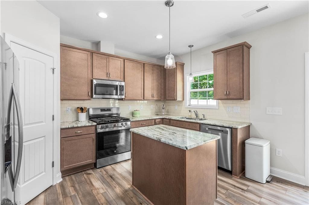 Stick/Site Built at 3538 River Farm Drive, Kernersville NC 27284, photo 11 of 34