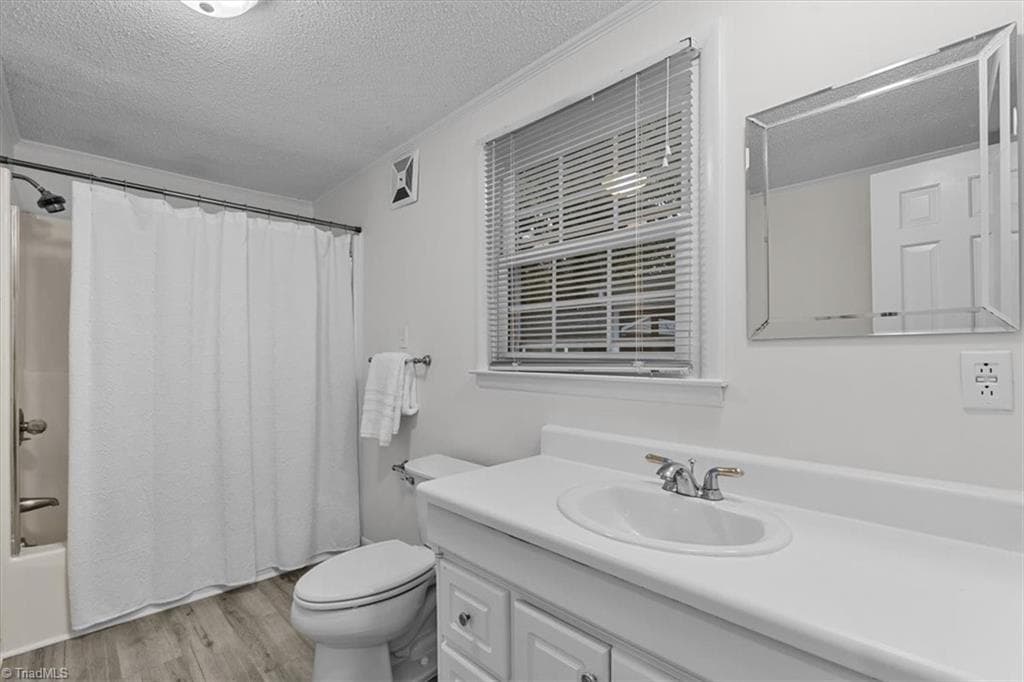 Stick/Site Built at 1017 Bridgewater Drive, Greensboro NC 27410, photo 26 of 49