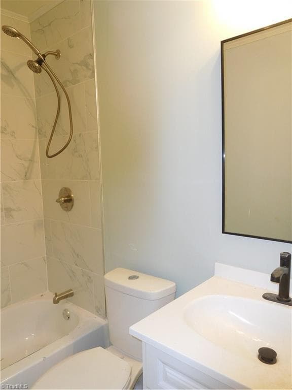 Stick/Site Built at 144 Edgewood Circle, Winston-Salem NC 27127, photo 14 of 22
