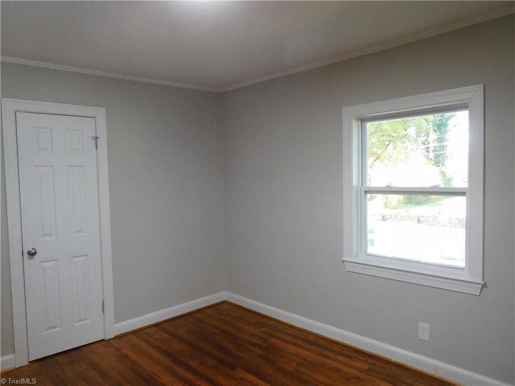 Stick/Site Built at 144 Edgewood Circle, Winston-Salem NC 27127, photo 11 of 22