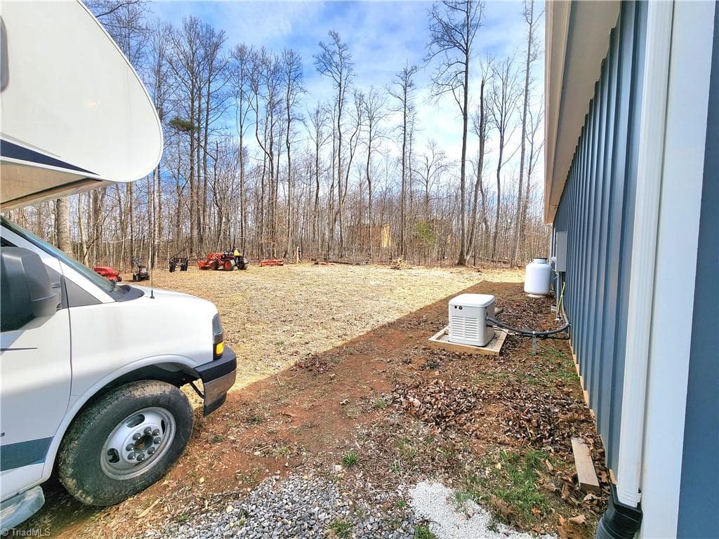 Stick/Site Built at 587 Seven Springs Parkway, Ararat VA 24328, Ararat, photo 29 of 31