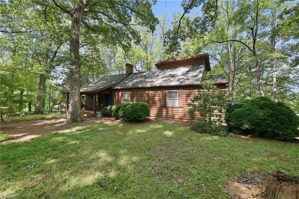 Stick/Site Built at 5275 Reynolda Road, Winston-Salem NC 27106, Winston-Salem, photo 2 of 41