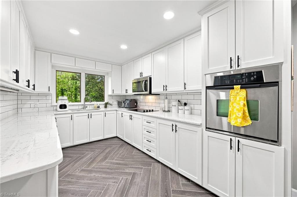Stick/Site Built at 5275 Reynolda Road, Winston-Salem NC 27106, Winston-Salem, photo 18 of 41