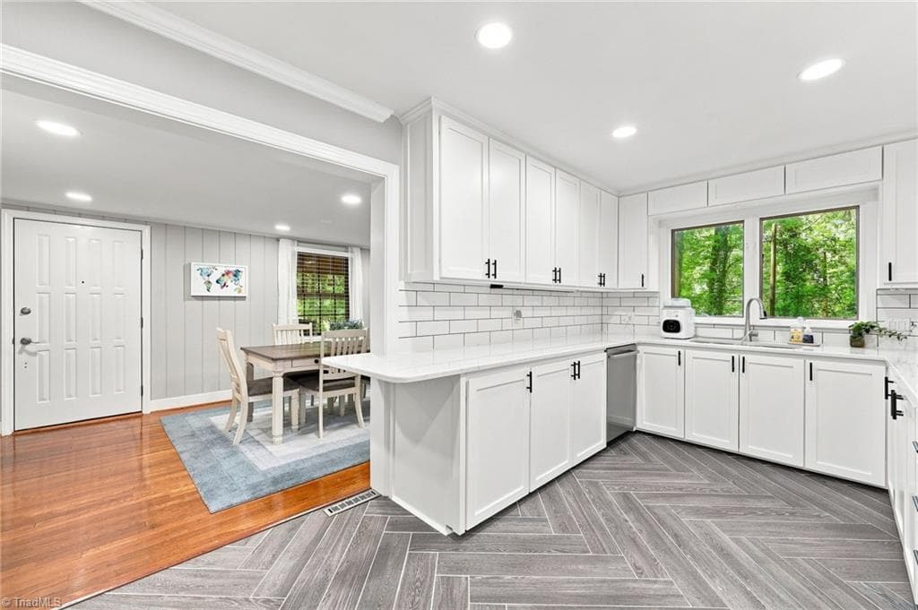 Stick/Site Built at 5275 Reynolda Road, Winston-Salem NC 27106, Winston-Salem, photo 19 of 41