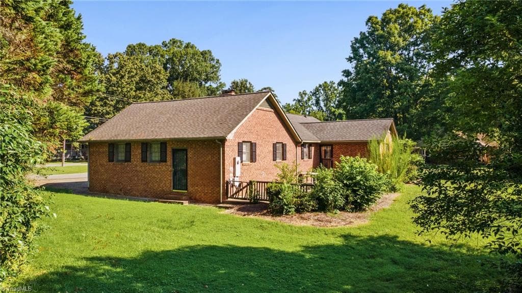 Stick/Site Built at 175 Circle Drive, Mocksville NC 27028, photo 17 of 50