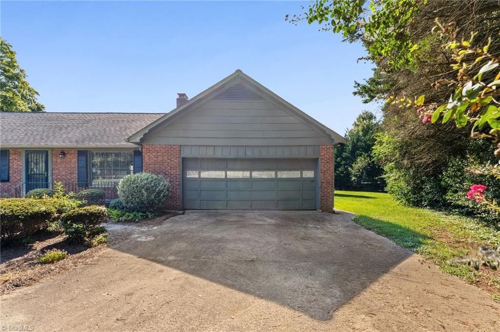 Stick/Site Built at 175 Circle Drive, Mocksville NC 27028, photo 22 of 50