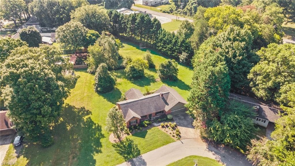 Stick/Site Built at 175 Circle Drive, Mocksville NC 27028, photo 15 of 50