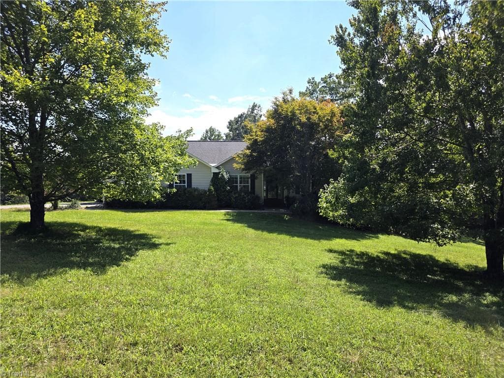 Stick/Site Built at 1701 Greenhill Road, Mount Airy NC 27030, Mount Airy, photo 3 of 76