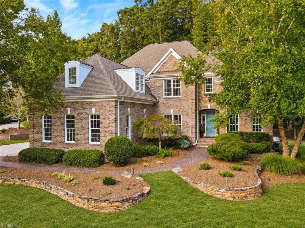 8238 Ipswich Court, Summerfield NC 27358
