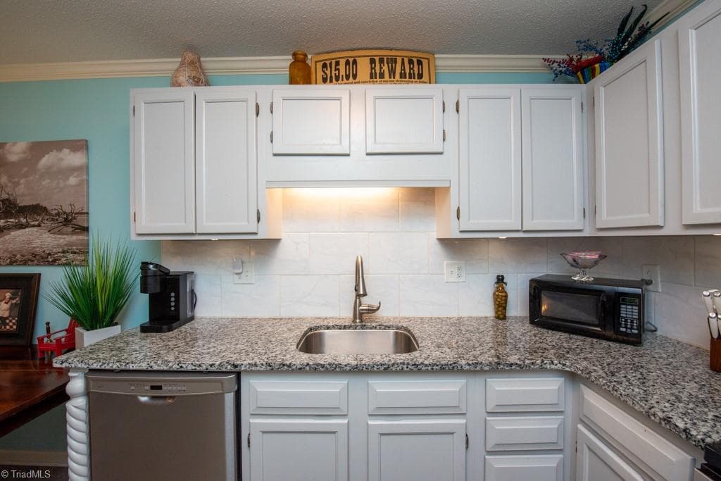 Stick/Site Built at 397 James Court, High Point NC 27265, photo 22 of 38