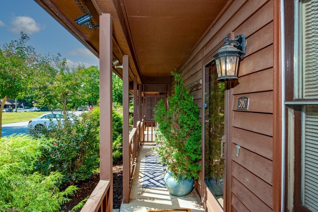 Stick/Site Built at 397 James Court, High Point NC 27265, photo 3 of 38