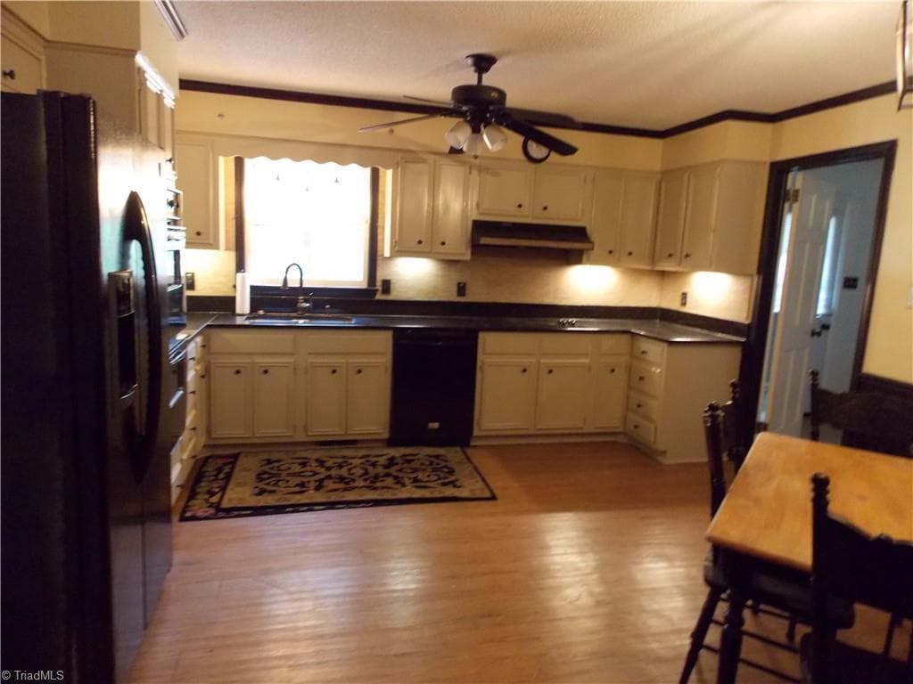 Stick/Site Built at 4915 Warfield Drive, Greensboro NC 27406, photo 13 of 23