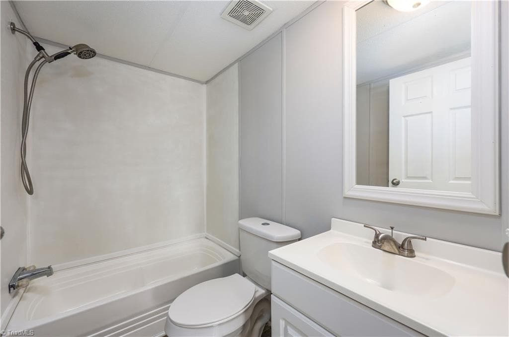 Manufactured Home at 387 Haden Grove Church Road, Linwood NC 27299, Linwood, photo 27 of 39