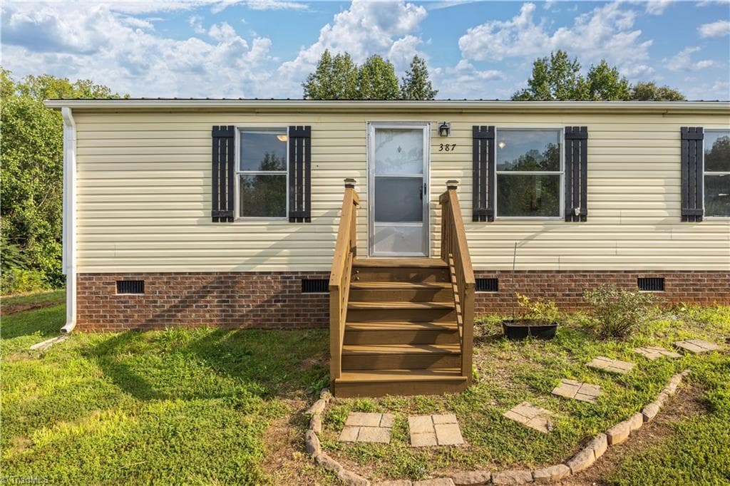 Manufactured Home at 387 Haden Grove Church Road, Linwood NC 27299, Linwood, photo 11 of 39