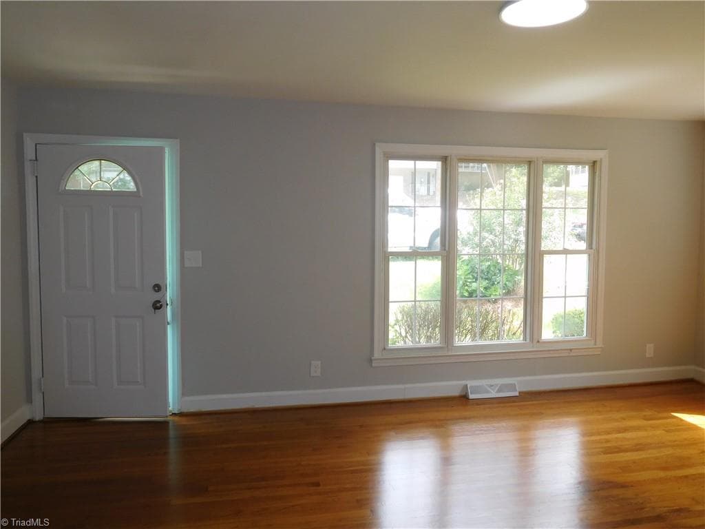 Stick/Site Built at 2042 K Court Avenue, Winston-Salem NC 27105, Winston-Salem, photo 7 of 21