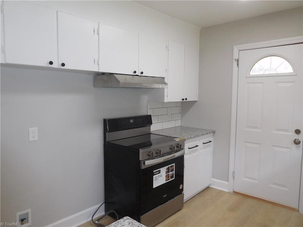 Stick/Site Built at 2042 K Court Avenue, Winston-Salem NC 27105, Winston-Salem, photo 3 of 21