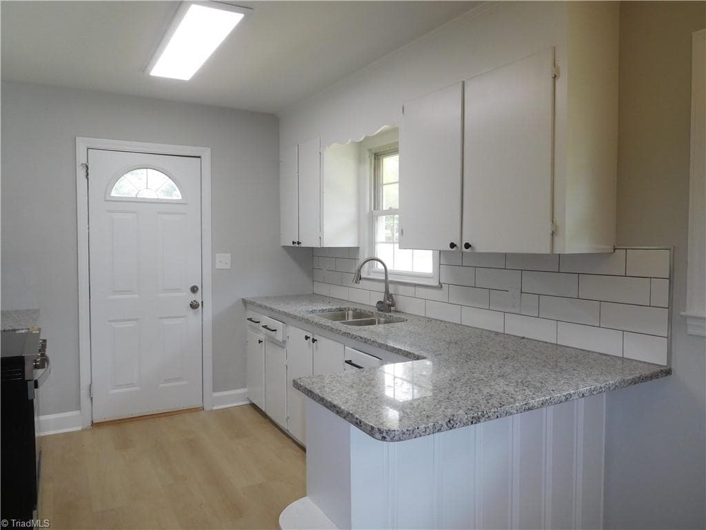 Stick/Site Built at 2042 K Court Avenue, Winston-Salem NC 27105, Winston-Salem, photo 4 of 21