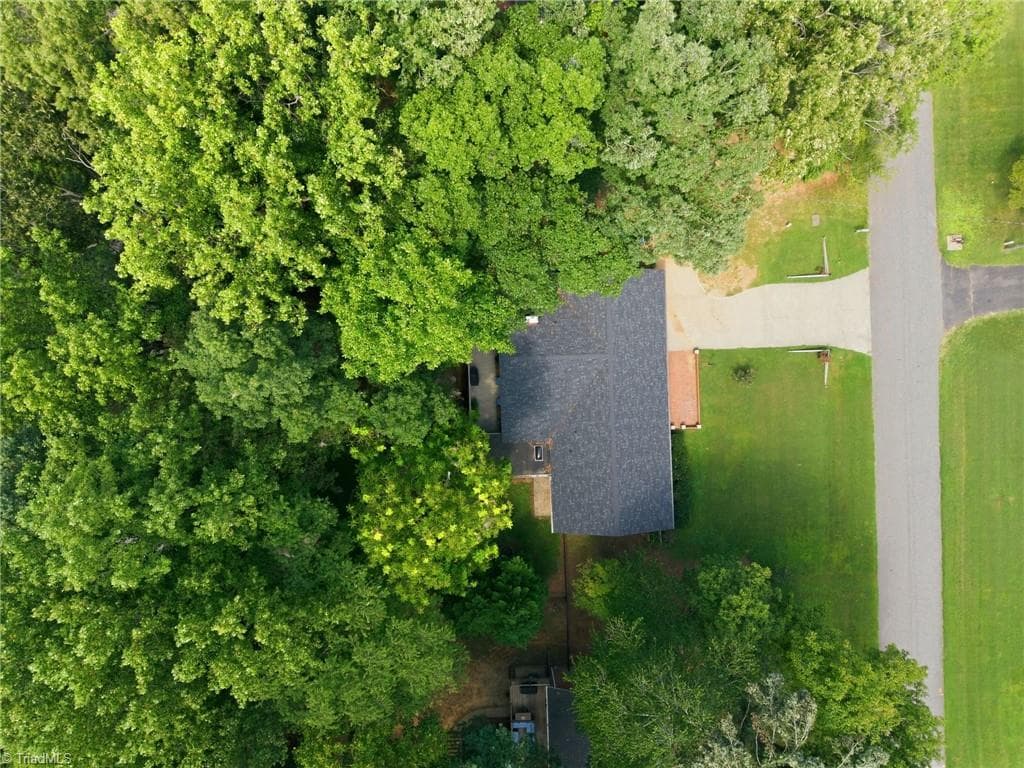 Stick/Site Built at 305 Heritage Circle, Statesville NC 28625, Statesville, photo 29 of 33