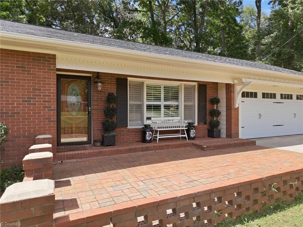 Stick/Site Built at 305 Heritage Circle, Statesville NC 28625, Statesville, photo 4 of 33