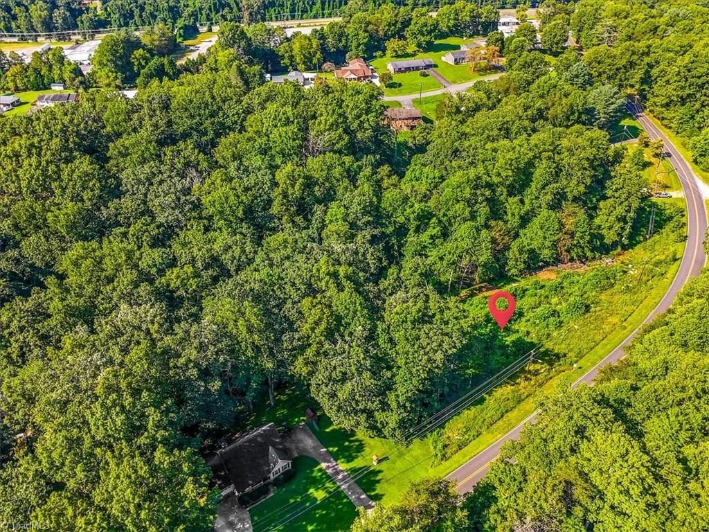 Single Family Residence at 1805 Greenhill Road, Mount Airy NC 27030, Mount Airy, photo 5 of 28