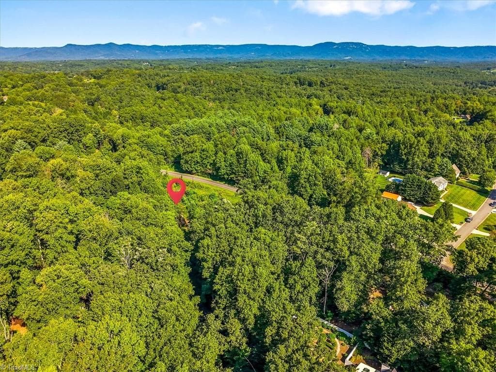 Single Family Residence at 1805 Greenhill Road, Mount Airy NC 27030, Mount Airy, photo 9 of 28