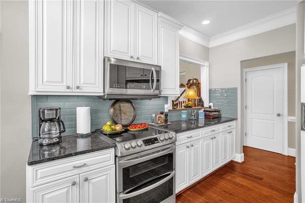 Stick/Site Built at 1441 Cawdor Lane, Kernersville NC 27284, photo 7 of 40