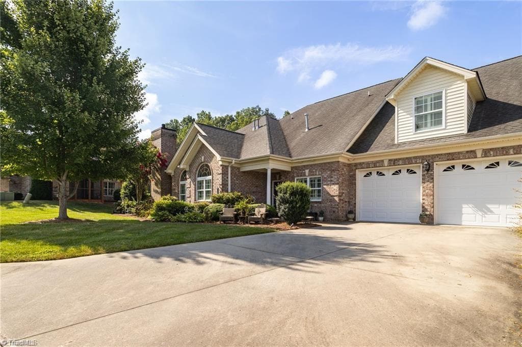 Stick/Site Built at 1441 Cawdor Lane, Kernersville NC 27284, photo 3 of 40