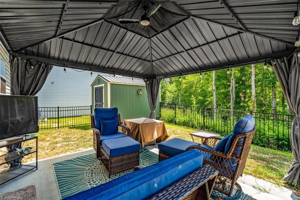 Stick/Site Built at 1637 Appaloosa Place, High Point NC 27262, photo 36 of 40