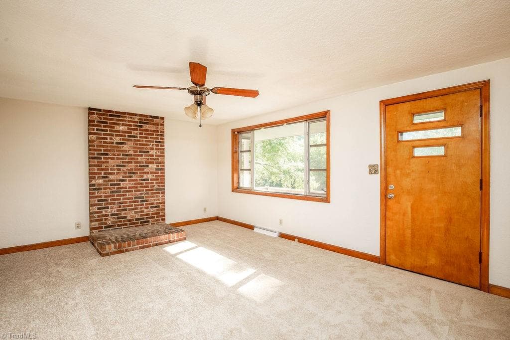Stick/Site Built at 119 Marywood Drive, High Point NC 27265, photo 5 of 18