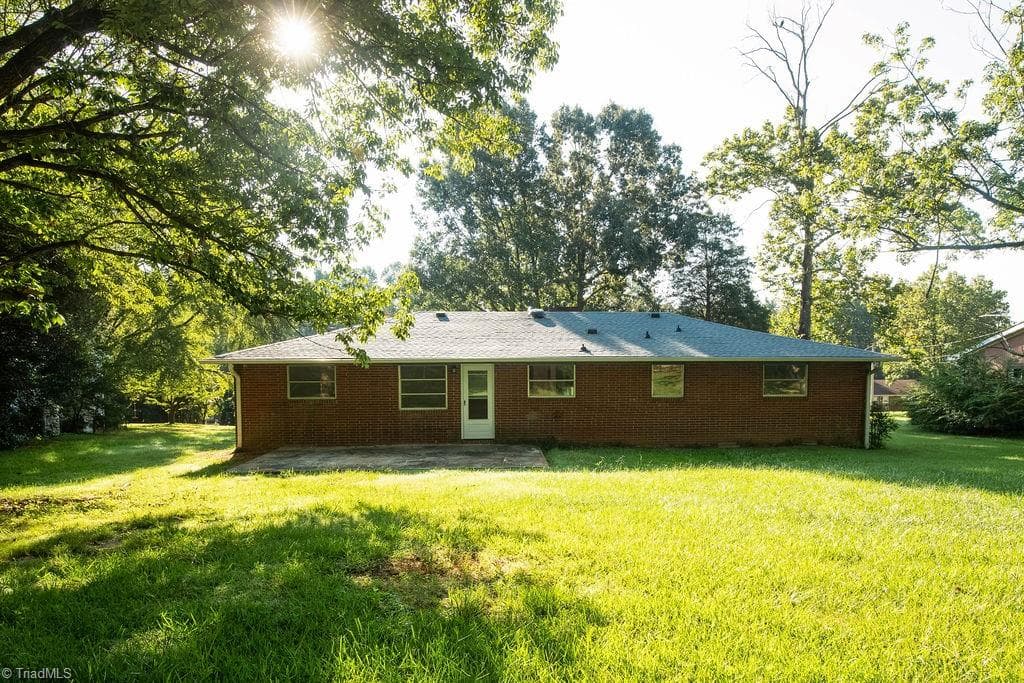 Stick/Site Built at 119 Marywood Drive, High Point NC 27265, photo 18 of 18
