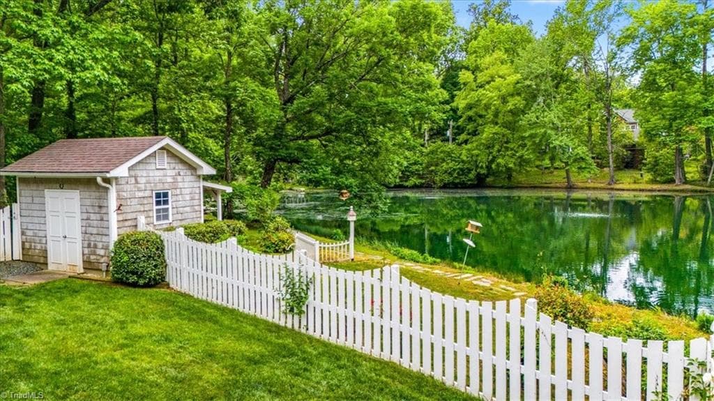 Stick/Site Built at 2109 Medford Lane, Greensboro NC 27408, photo 42 of 50