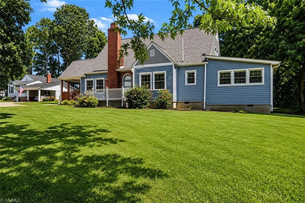 Stick/Site Built at 933 E King Street, King NC 27021, King, photo 5 of 56