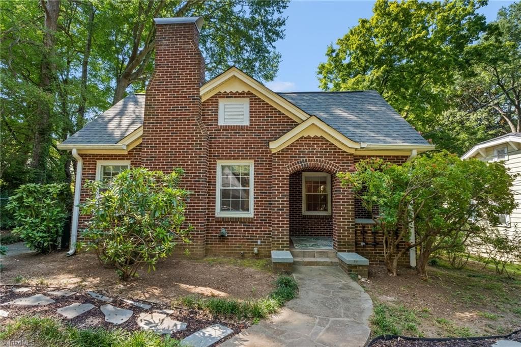 Stick/Site Built at 1708 Grace Street, Winston-Salem NC 27103, Winston-Salem, photo 2 of 29