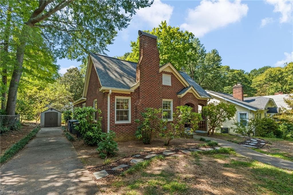 Stick/Site Built at 1708 Grace Street, Winston-Salem NC 27103, Winston-Salem, photo 3 of 29