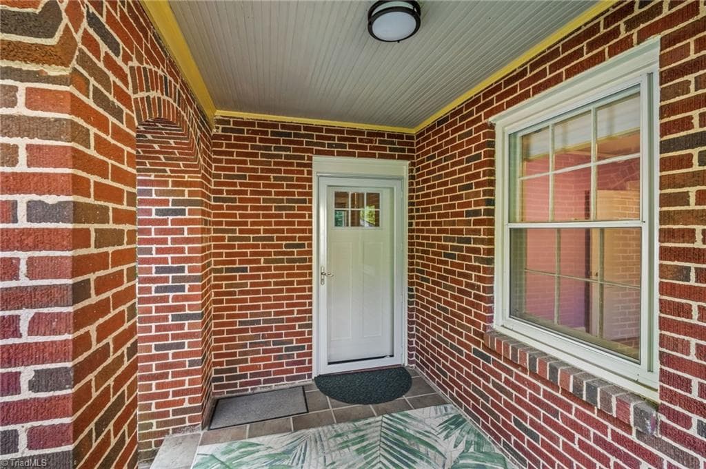 Stick/Site Built at 1708 Grace Street, Winston-Salem NC 27103, Winston-Salem, photo 5 of 29