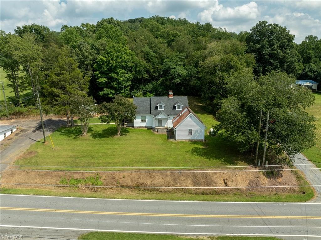 Stick/Site Built at 2316 Swan Creek Road, Jonesville NC 28642, Jonesville, photo 2 of 41