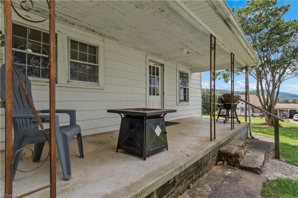 Stick/Site Built at 2316 Swan Creek Road, Jonesville NC 28642, Jonesville, photo 16 of 41
