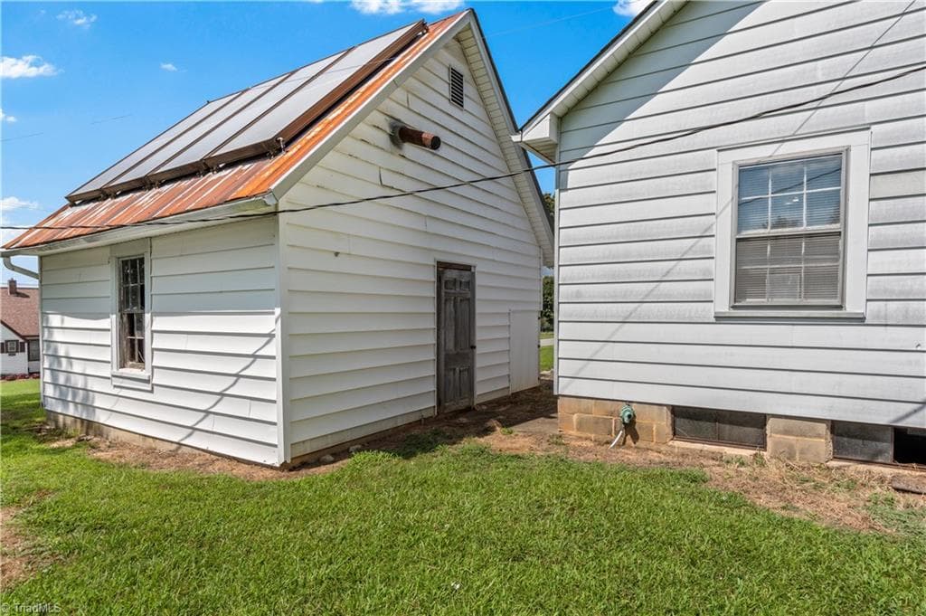 Stick/Site Built at 2316 Swan Creek Road, Jonesville NC 28642, Jonesville, photo 12 of 41