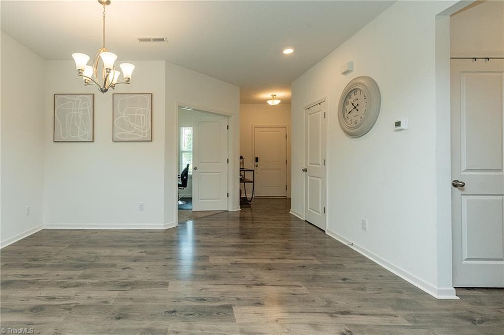 Stick/Site Built at 4044 Monteray Circle, High Point NC 27265, photo 9 of 34