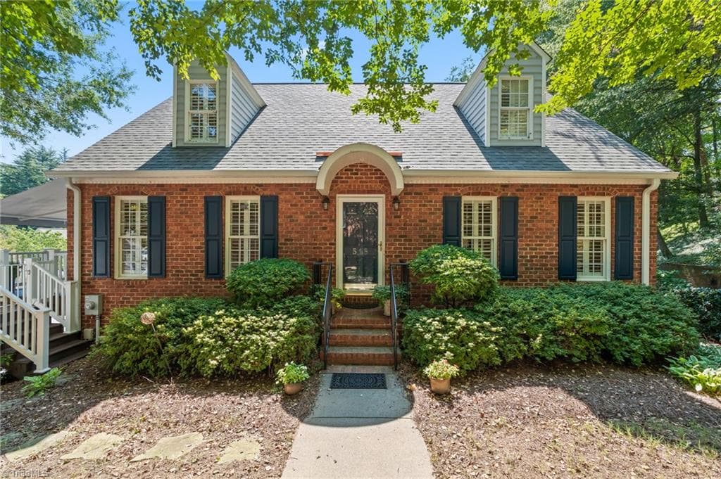 518 Tanners Park Court, Winston-Salem NC 27101