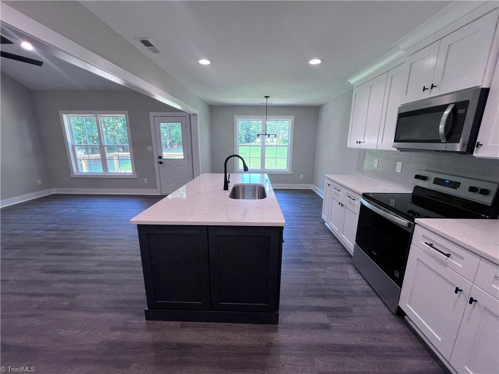 Stick/Site Built at 125 Albertson Road, Thomasville NC 27360, photo 17 of 50