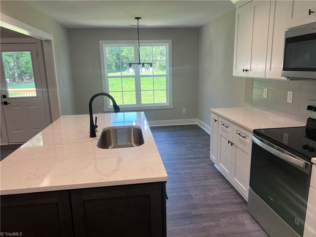 Stick/Site Built at 125 Albertson Road, Thomasville NC 27360, photo 16 of 50