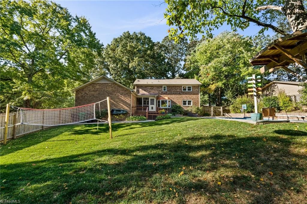 Stick/Site Built at 4400 Oak Hollow Drive, High Point NC 27265, photo 39 of 50